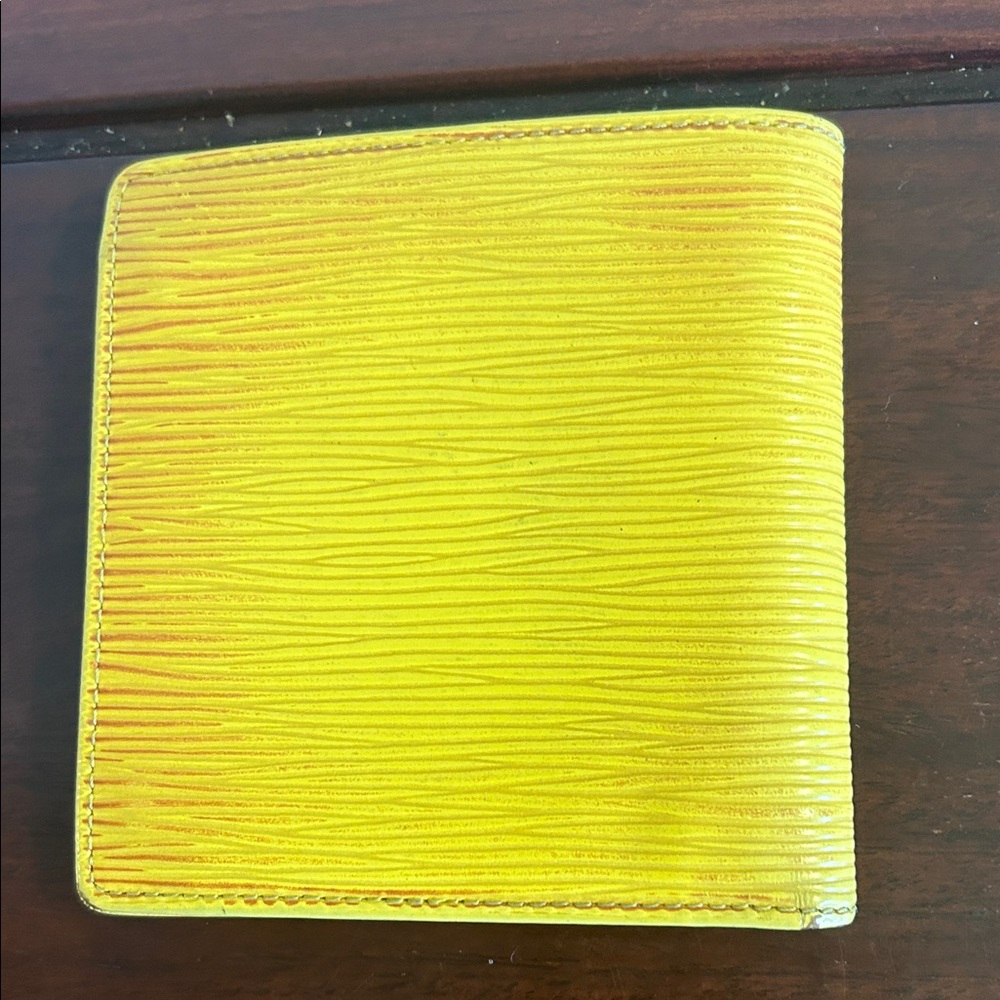 Louis Vuitton Yellow Epi Leather Compact Wallet - Picture 3 of 8